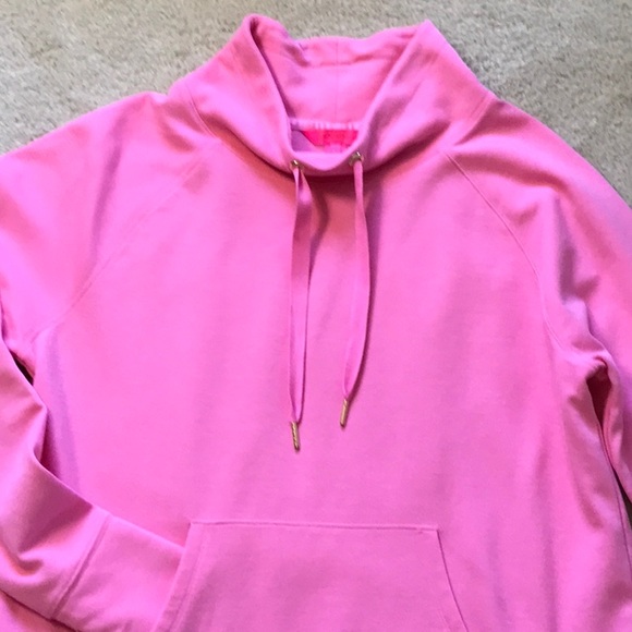 Lilly Pulitzer - Picture 2 of 8